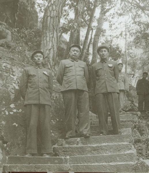理念感动国人 名垂青史 七上将反对邓小平镇压六四 ...
